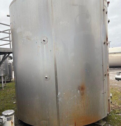 3,600 Walker Vertical S/S Jacketed Tank