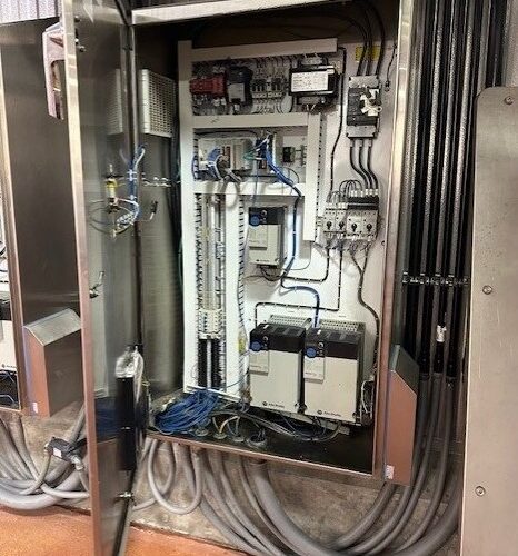 Weiler Model VM120 Stainless Steel Twin Shaft Paddle Blender