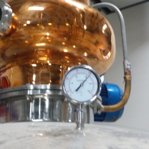 3,700 Liter Capacity Daeyoo Tech Model 1000G S/S (3) Column Distillation Still