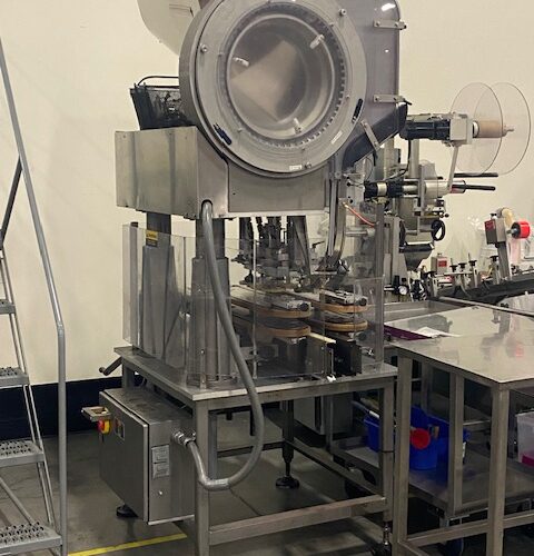 MRM Elgin Model Versacapper III (6) Quill Inline Spindle Capper with Cap Sorter