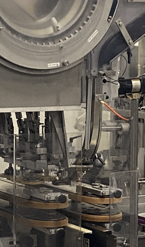 MRM Elgin Model Versacapper III (6) Quill Inline Spindle Capper with Cap Sorter