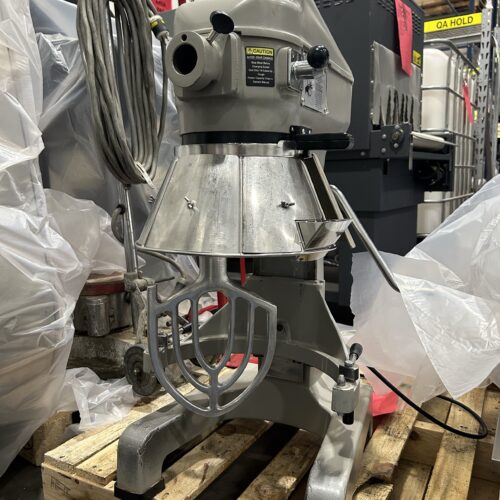 Globe Model SP20 20 Quart Planetary Mixer with Stainless Steel Bowl and Mixer Attachments