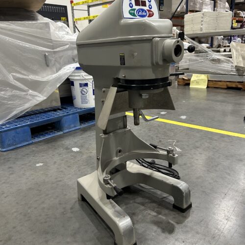 Globe Model SP20 20 Quart Planetary Mixer with Stainless Steel Bowl and Mixer Attachments