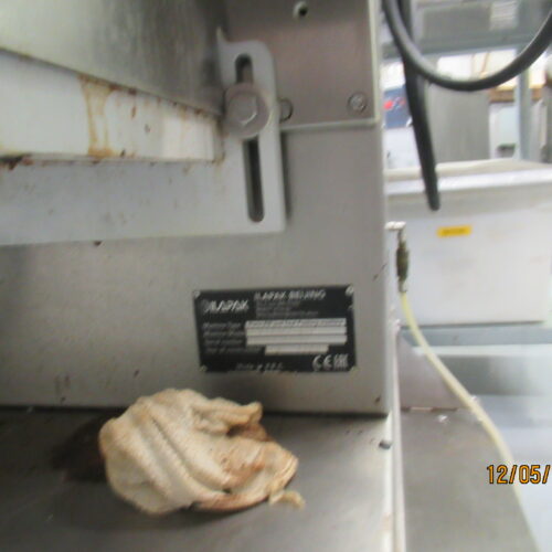 Ilapak Model Carrera500 Horizontal Flow Wrapping Machine with 10 Foot Lug Chain Infeed