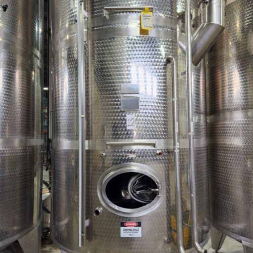 14,000 Liter (3,700 Gallon) Total Capacity Vinquip Vertical Jacketed Stainless Steel Beverage Tank