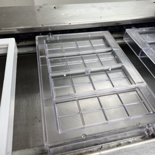 Traveling Head Chocolate Depositor and Tunnel