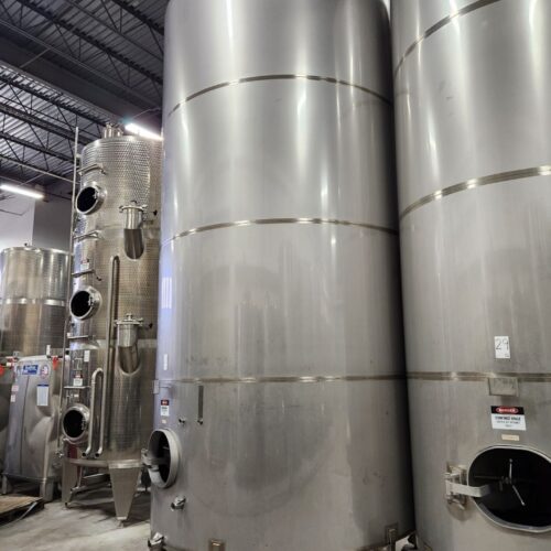 240bbl (7,400 Gallon) Santa Rosa Stainless Steel Stainless Steel Beverage Tank  Top Mounted Overflow
