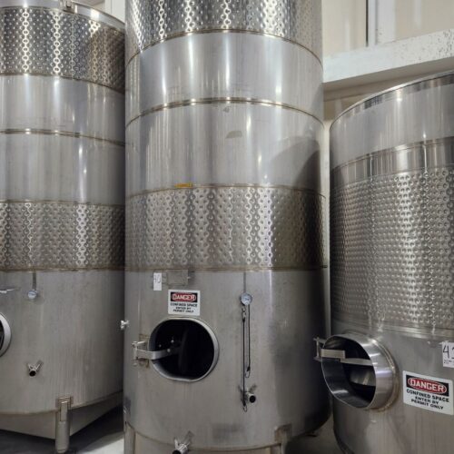 90bbl (2,790 Gallon) Santa Rosa Stainless Steel Stainless Steel Beverage Tank Jacketed,
