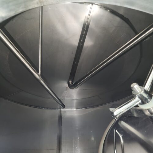 10,900 Liter (2,900 Gallon) Vinquip Stainless Steel Beverage Tank Jacketed