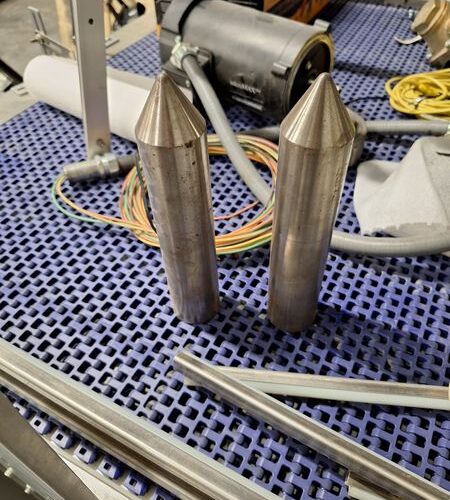 Ska Fab Depalletizer with Associated Conveyors