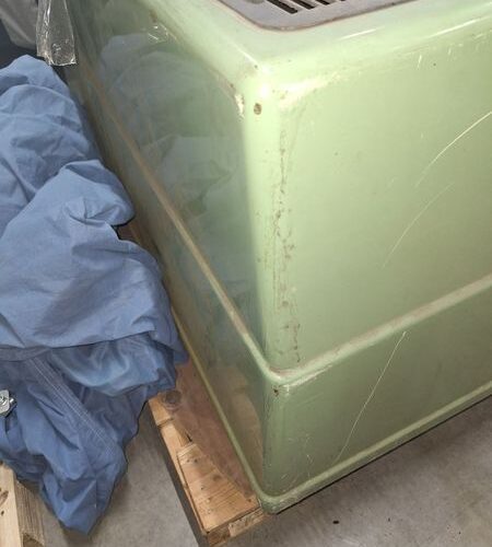 Sullair Model ES6 Air Compressor with Enclosure