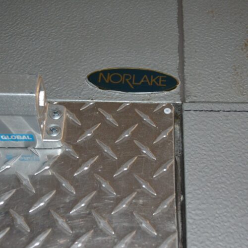 Norlake Approx. 15 Foot x 8 Foot Modular Walk In Cooler with Single Door