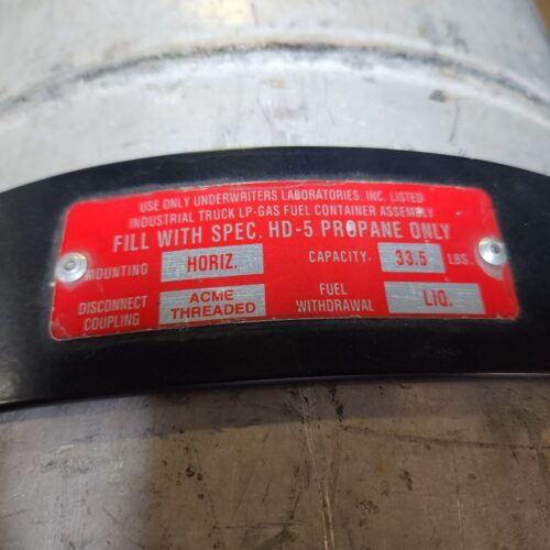 Nissan Optimum 35 CPJ01A18PV Forklift 2,750 Lbs. Maximum Capacity