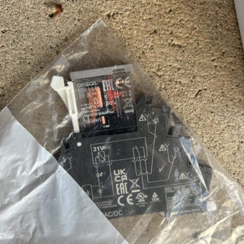 Weighpack Model SleekWrapper40 S/S Horizontal Flow Wrapper with Domino Model VX350i Thermal Transfer Coder