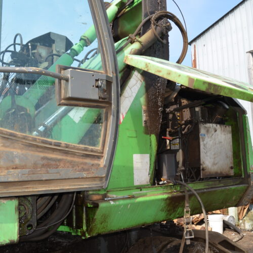 Sennebogen Model 821M Diesel Powered Material Handling Machine