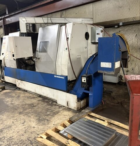 Daewoo Model Puma 400B CNC Turning Center Heavy Duty Lathe with 12‑Station Turret